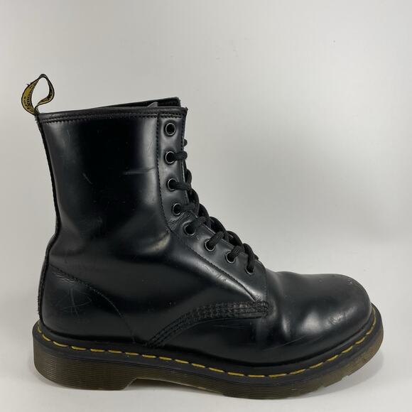 Dr. Martens 11821 Combat Boots Womens Size 8 Black Combat Leather Lace Up